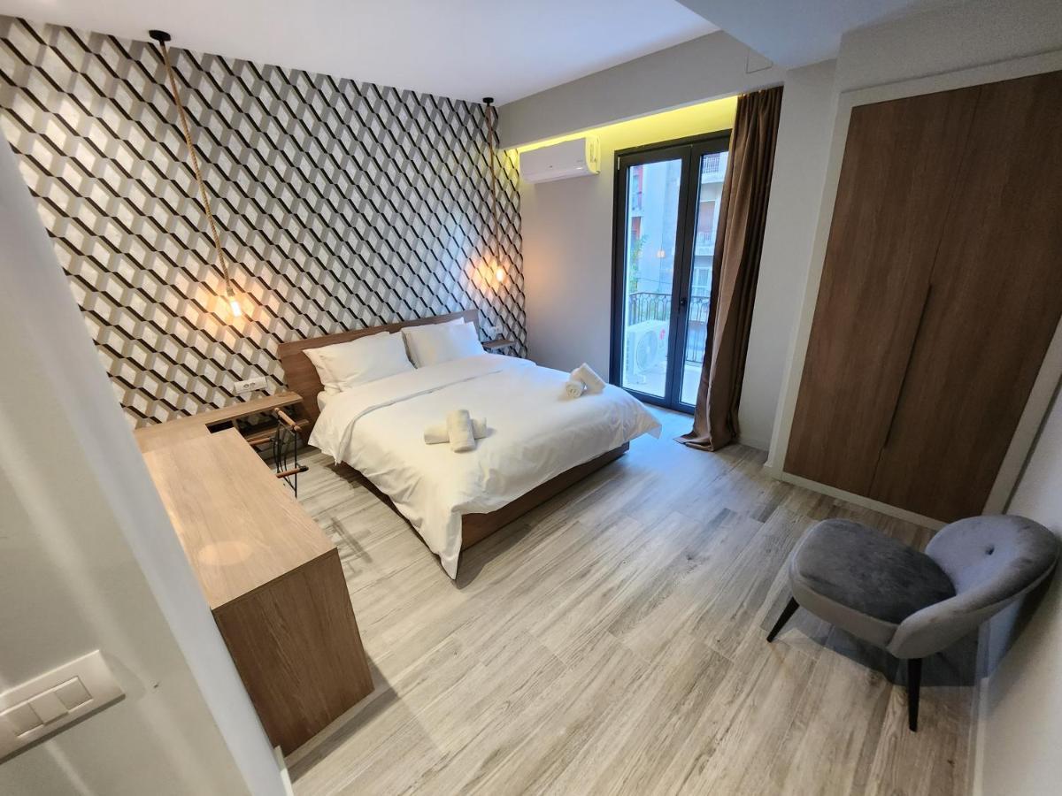 B21residence *