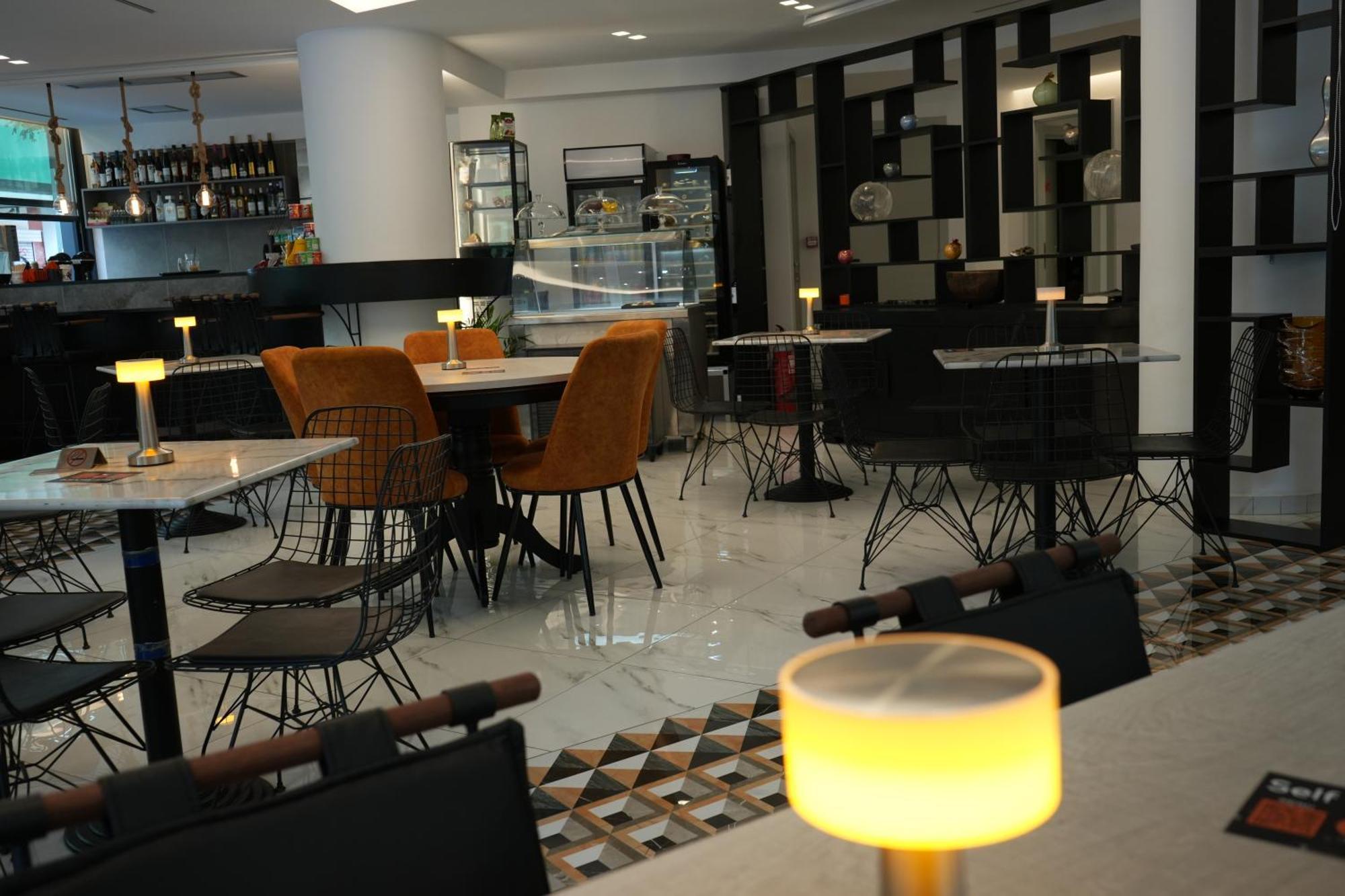 Hotel B21residence *