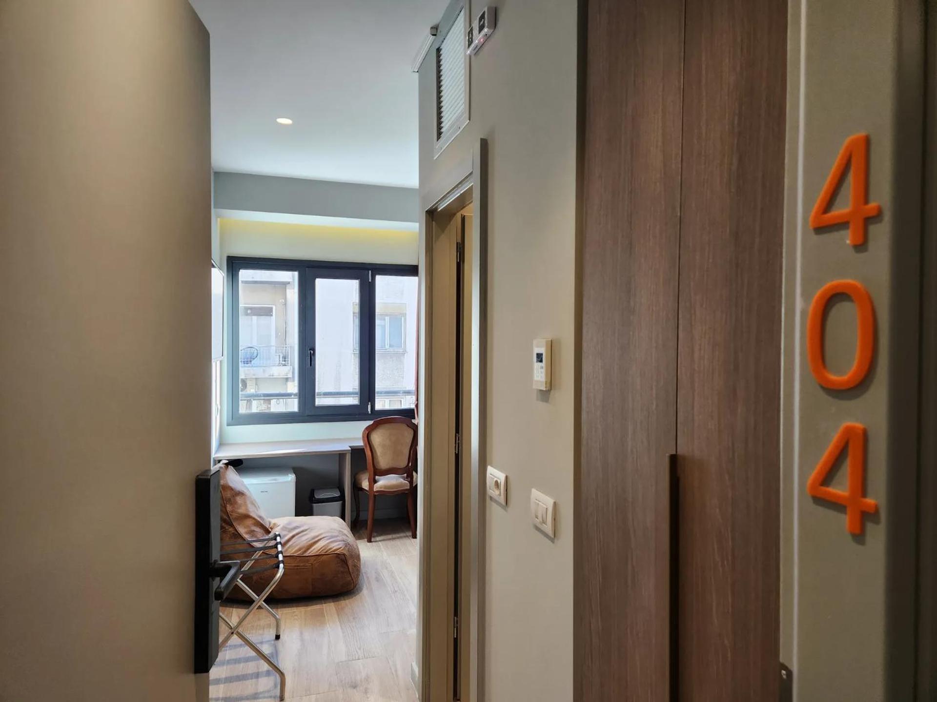 B21residence *